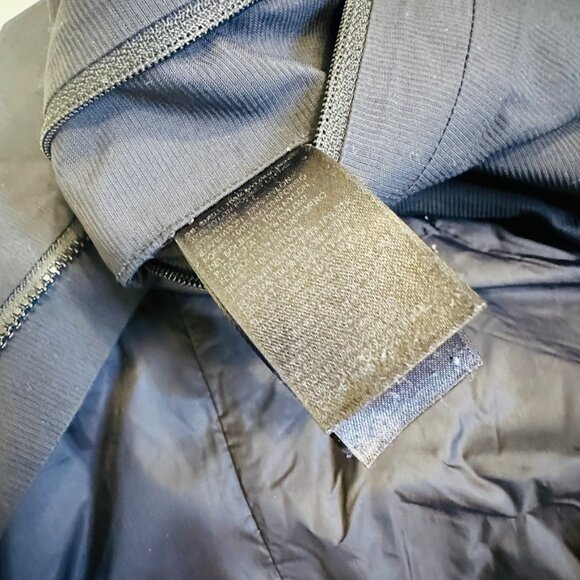 The North Face Fuseform Montro Waterproof Rain Jacket Womens Size Medium, Black - Picture 8 of 10